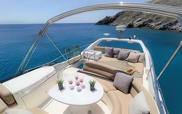 Аренда яхты Azimut 58 Limaya на Миконосе - флайбридж